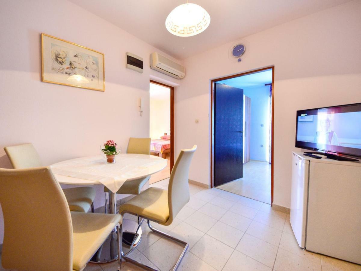 Apartment Fani-2 By Interhome Banjol Exterior photo